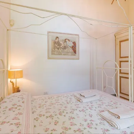 別荘 La Villetta In Mezzo Al Bosco アメーリア